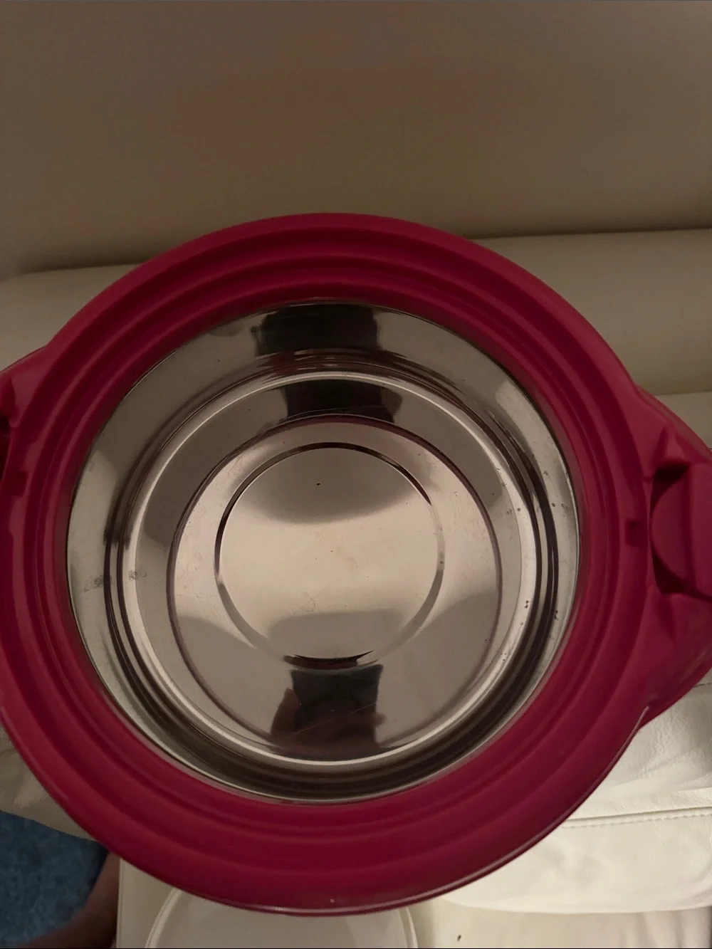 White and Pink Microwaveable Food Storage Bowls with Lids